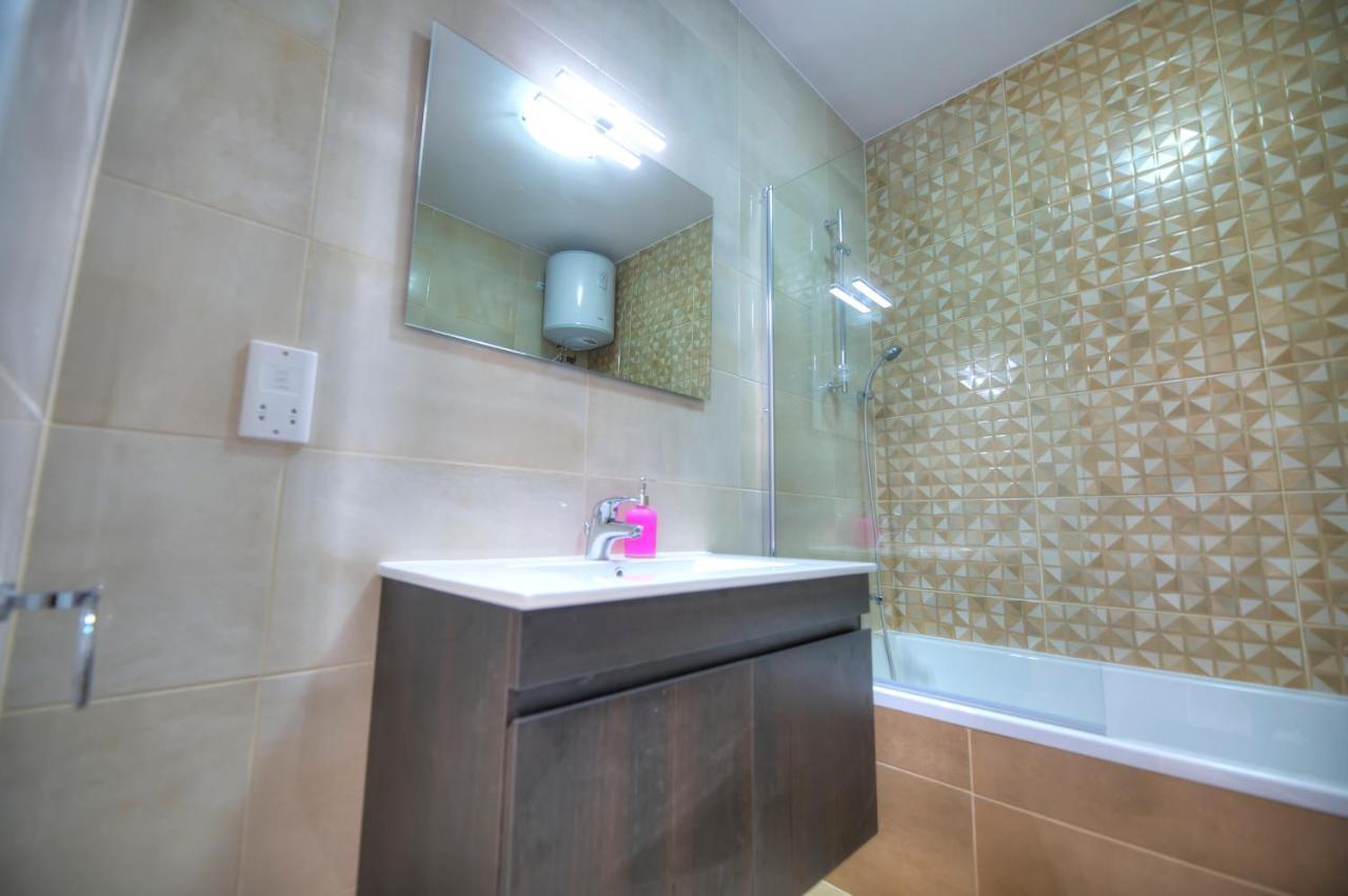 Bright & Cozy 3Bedrooms With Stunning Views Dlap1-1 Слима Экстерьер фото